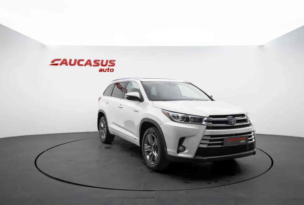 TOYOTA Highlander - 3
