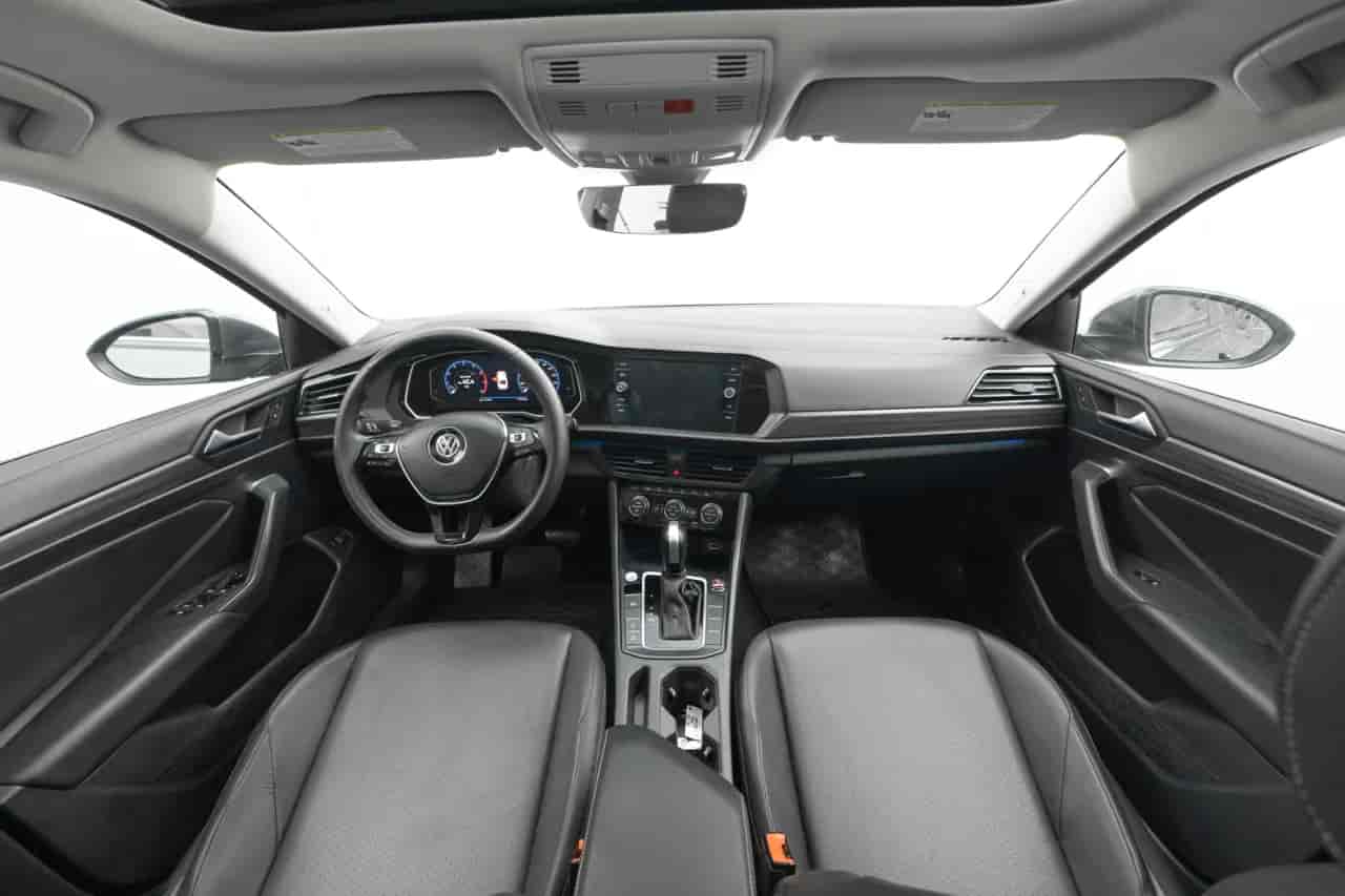 VOLKSWAGEN Jetta - 9
