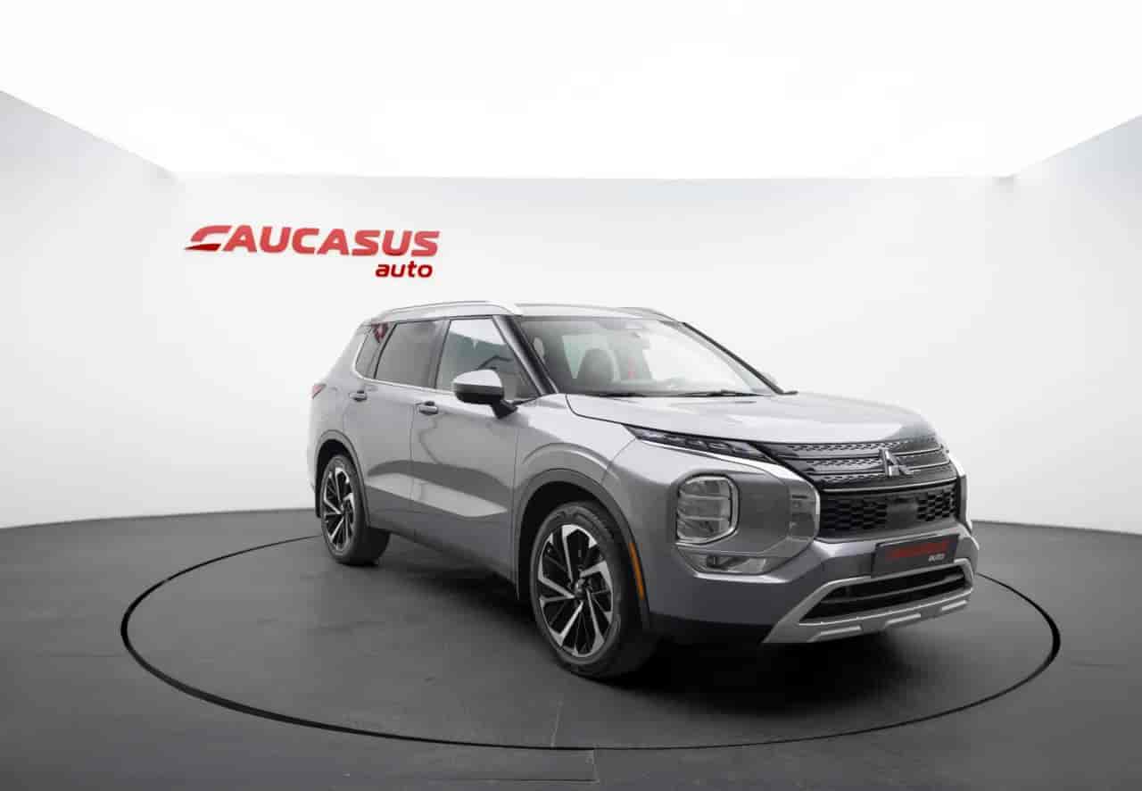 MITSUBISHI Outlander - 3