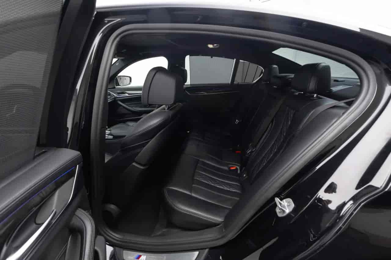 BMW 540i - 8