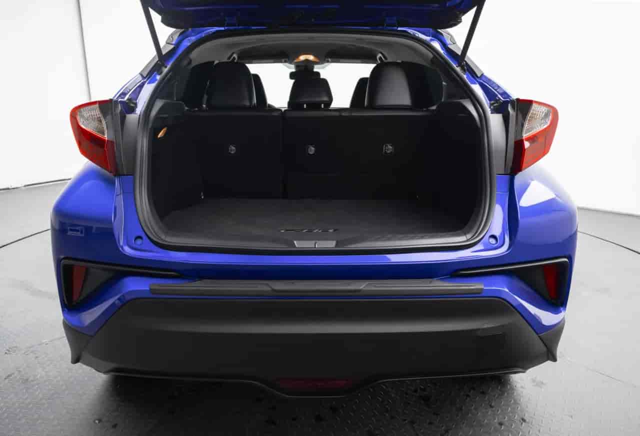 TOYOTA C-HR - 7