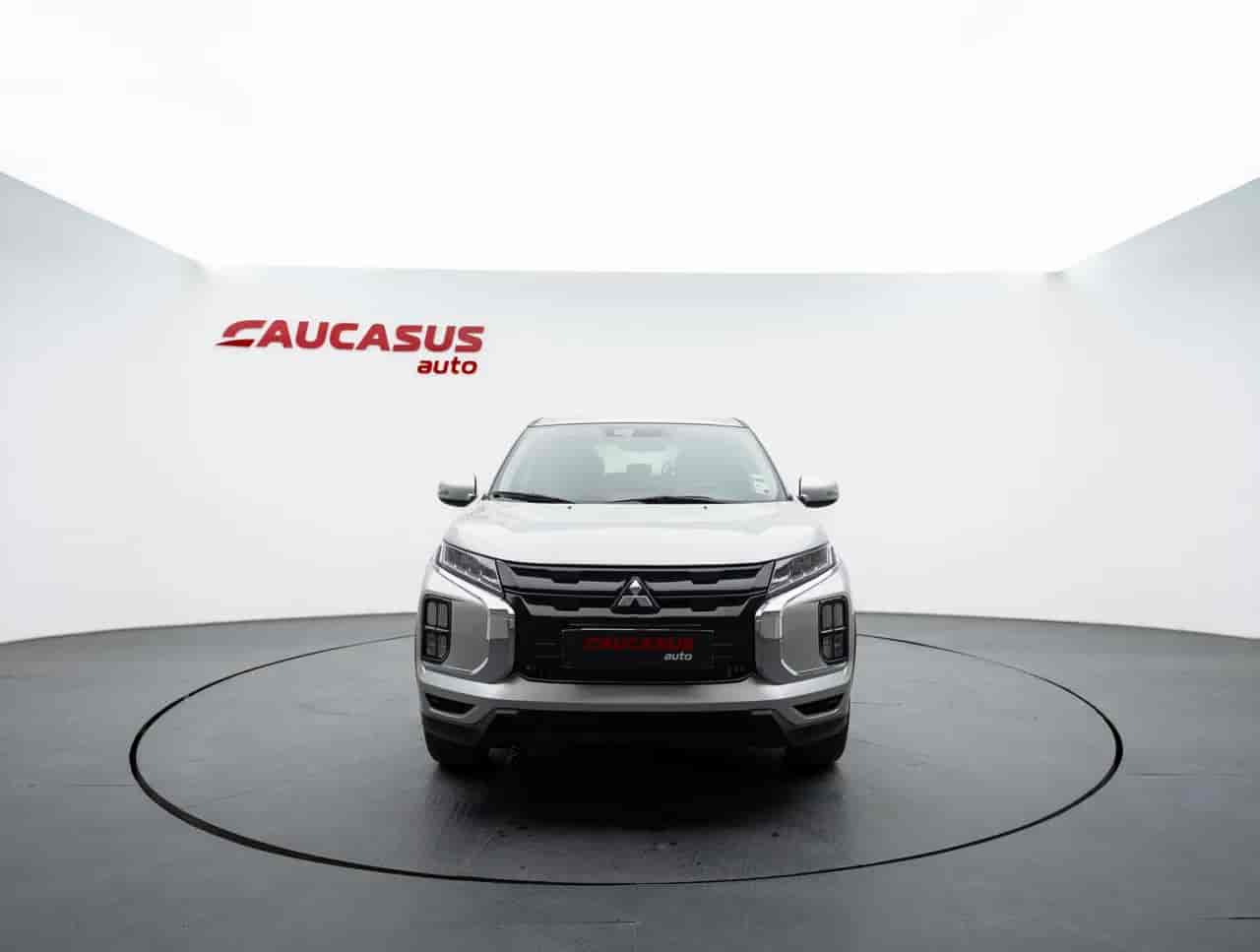 MITSUBISHI Outlander Sport - 2