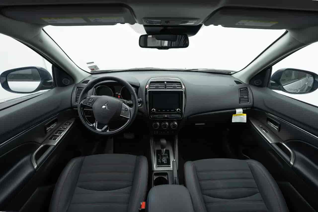 MITSUBISHI Outlander Sport - 9