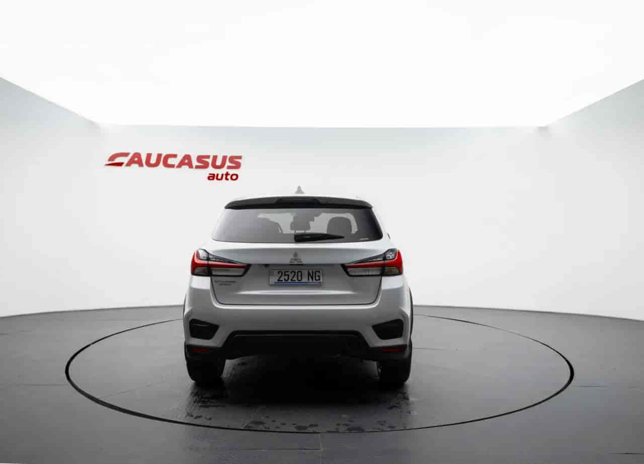 MITSUBISHI Outlander Sport - 5