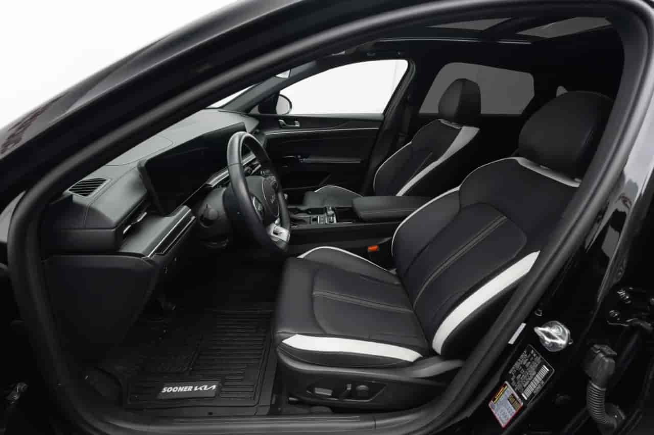 KIA K5 - 10