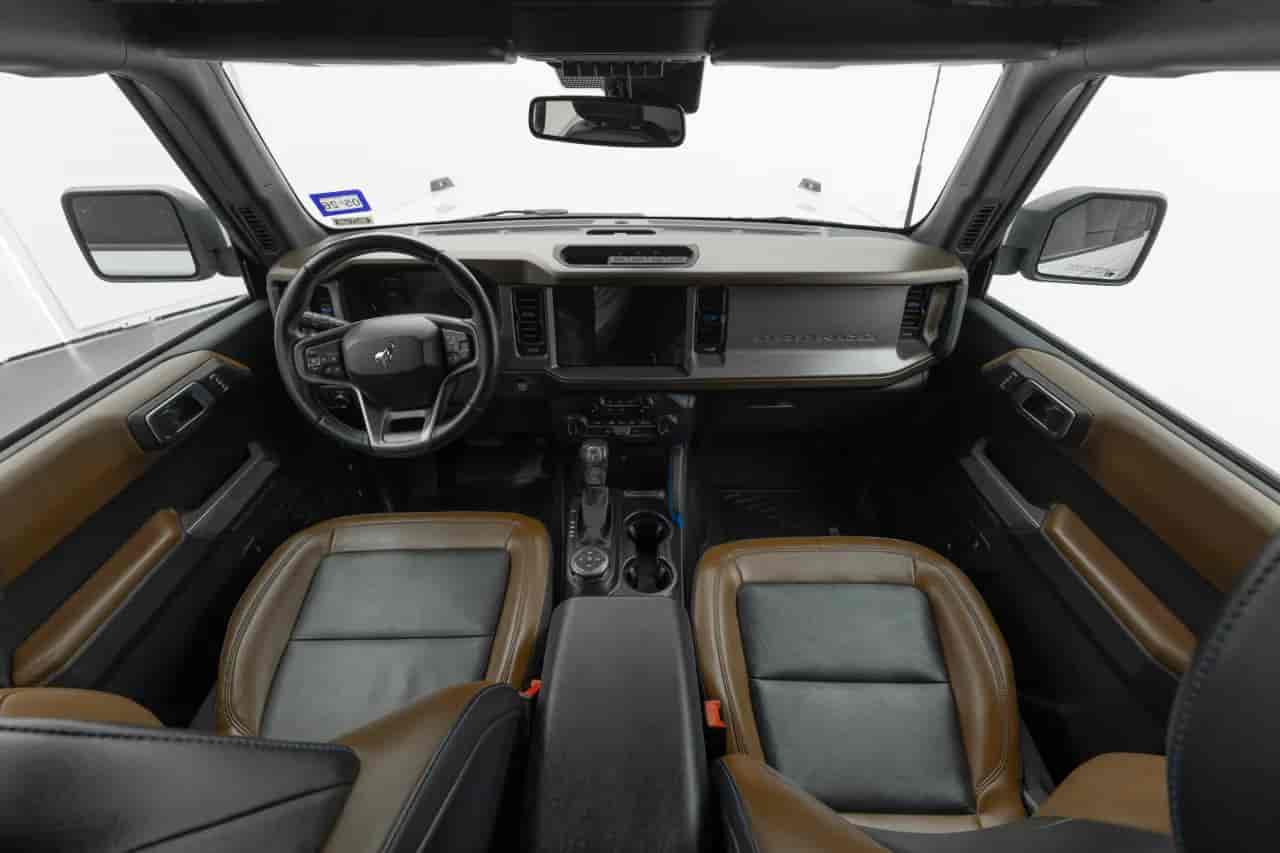 FORD Bronco - 10
