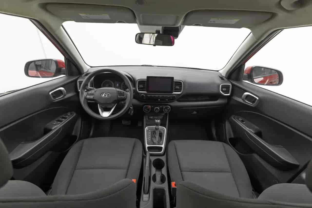 HYUNDAI Venue - 9