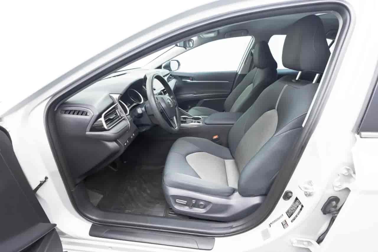 TOYOTA Camry - 10