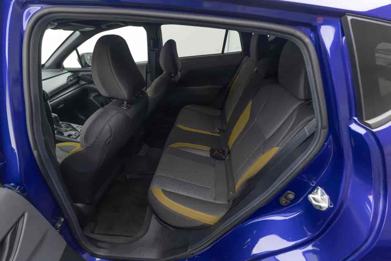 SUBARU Crosstrek - 8