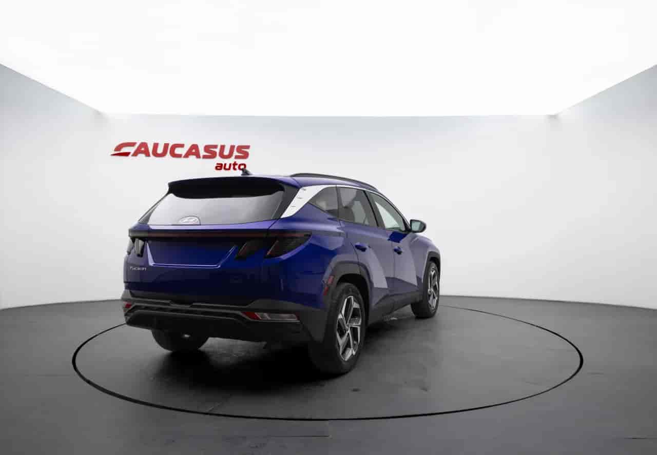 HYUNDAI Tucson - 4