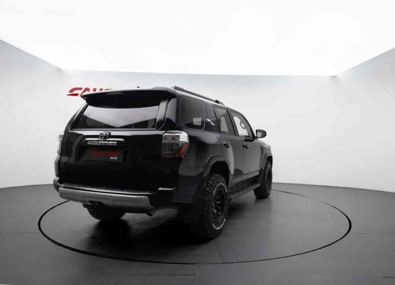 TOYOTA 4-Runner - 4