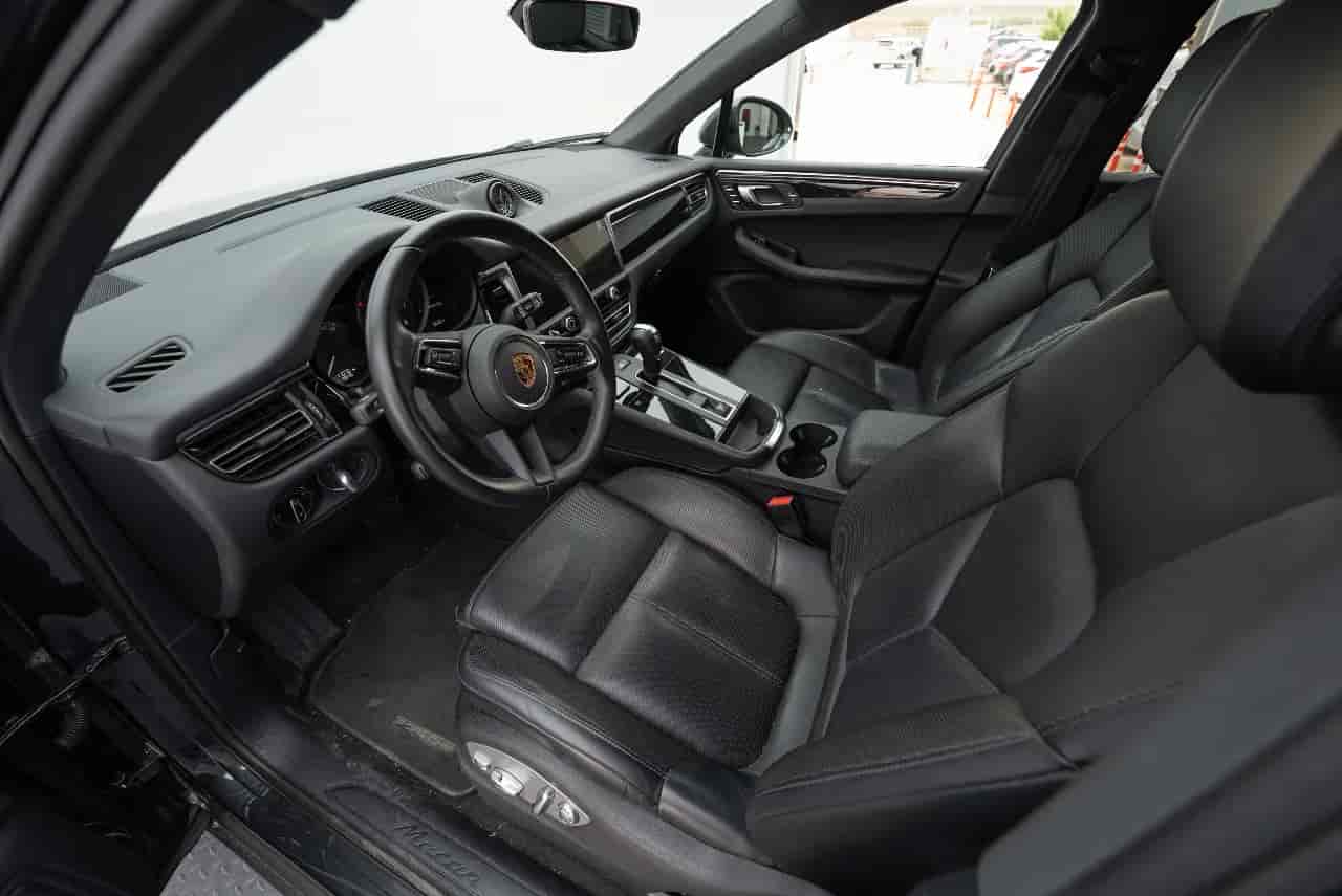 PORSCHE Macan - 10