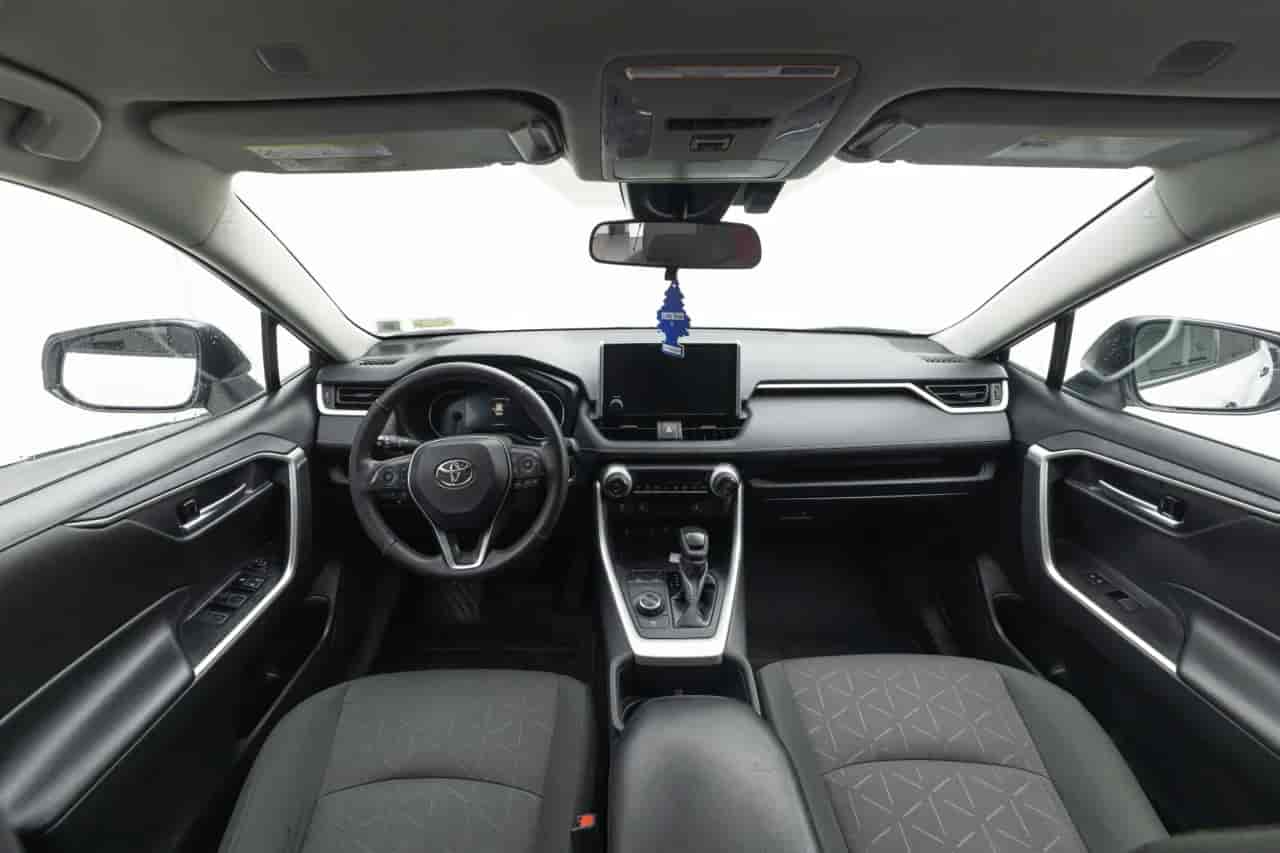 TOYOTA RAV4 - 9
