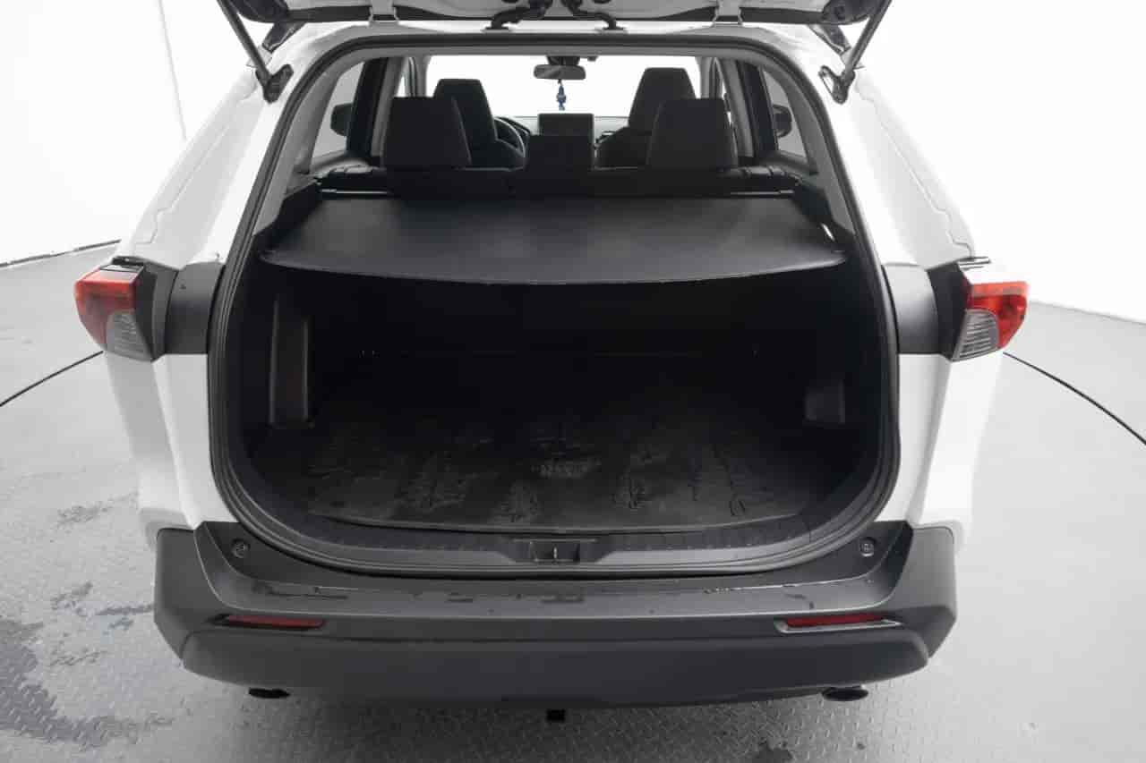 TOYOTA RAV4 - 7