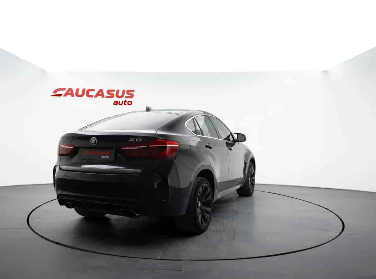 BMW X6 - 4