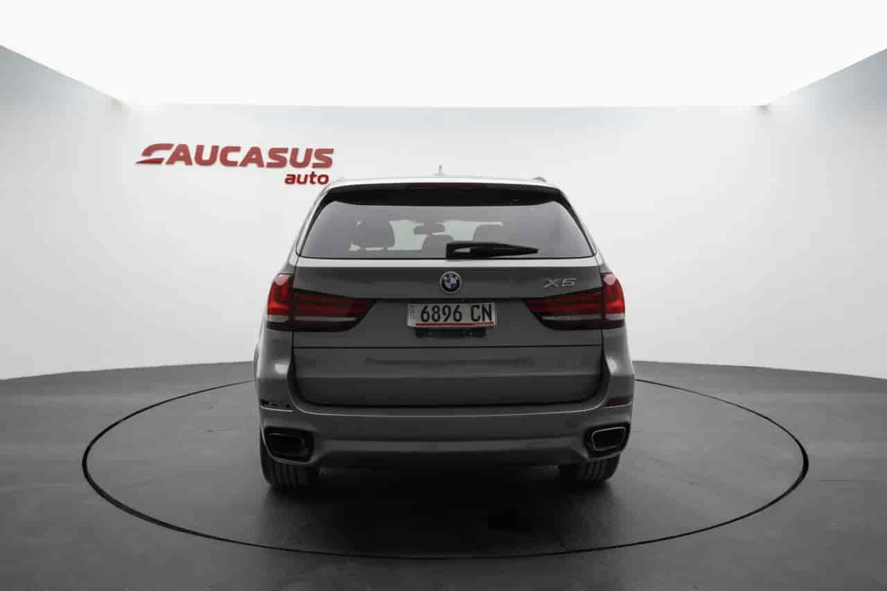 BMW X5 - 5