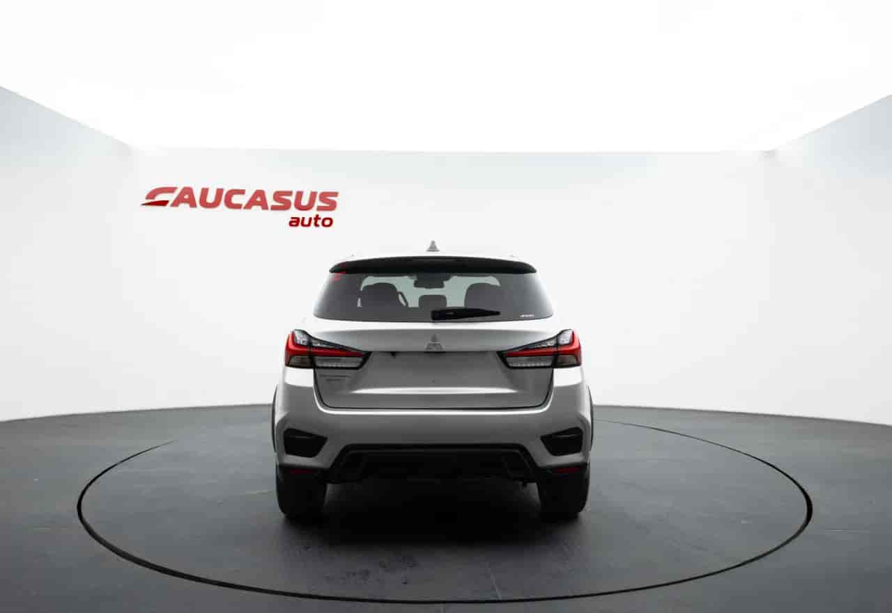 MITSUBISHI Outlander - 5