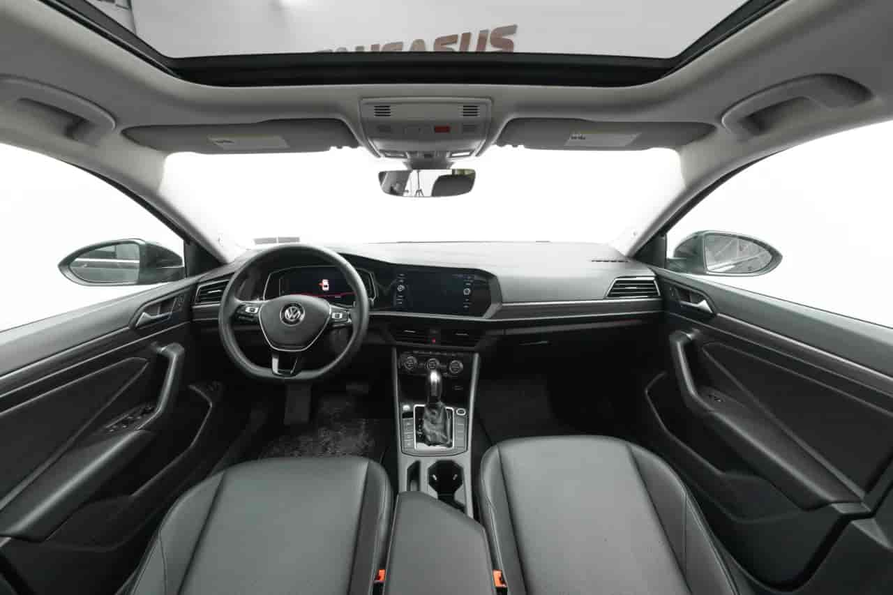 VOLKSWAGEN Jetta - 9