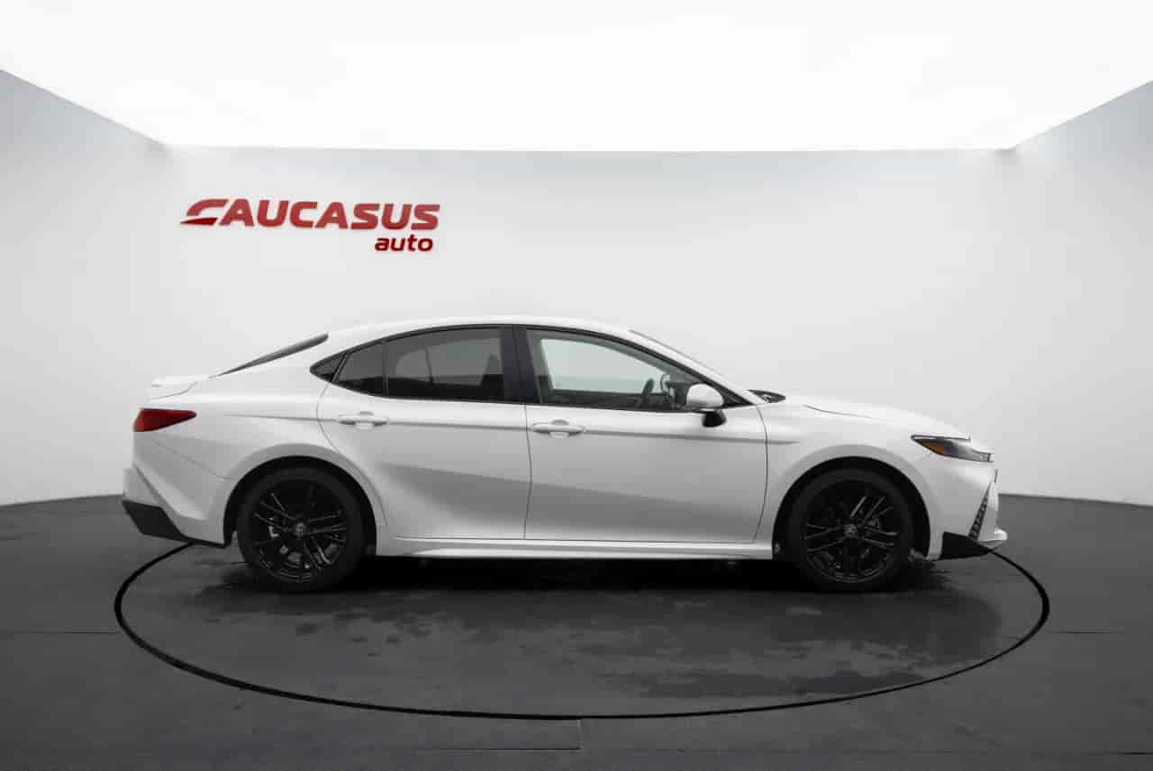 TOYOTA Camry - 4