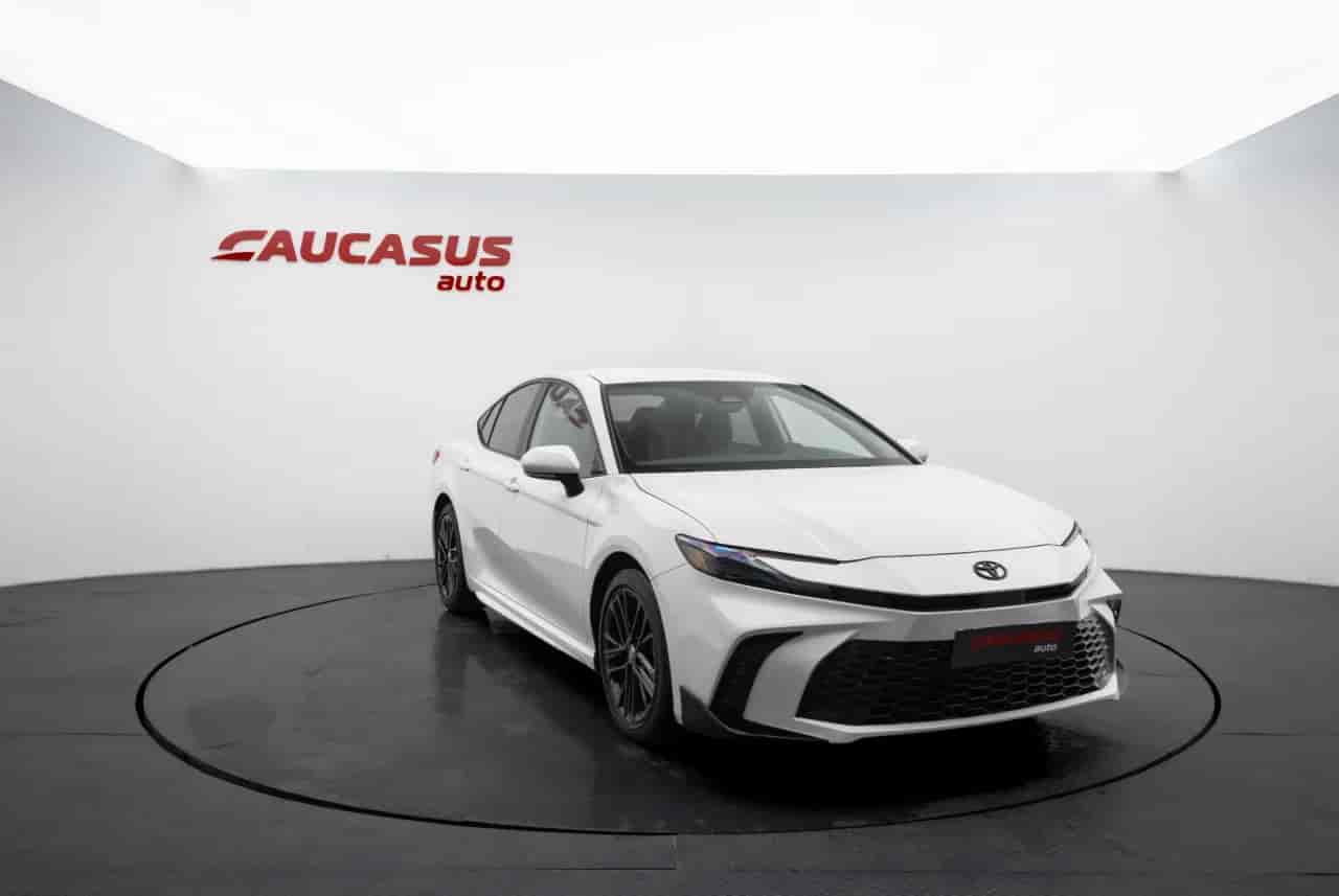 TOYOTA Camry - 3