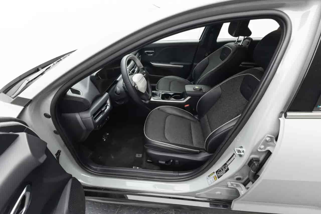 KIA K4 - 10