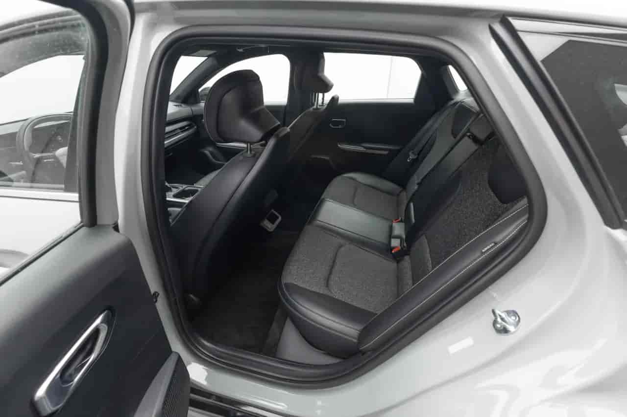 KIA K4 - 8