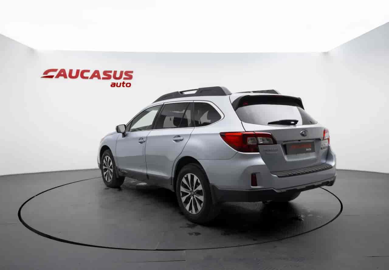 SUBARU Outback - 6