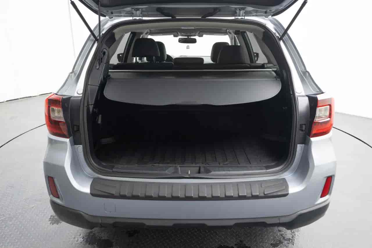 SUBARU Outback - 7