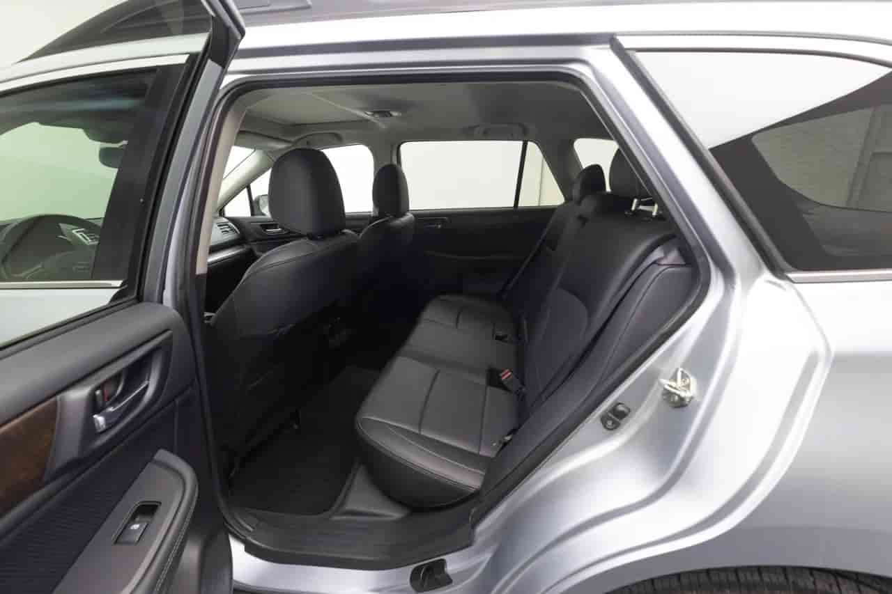 SUBARU Outback - 8