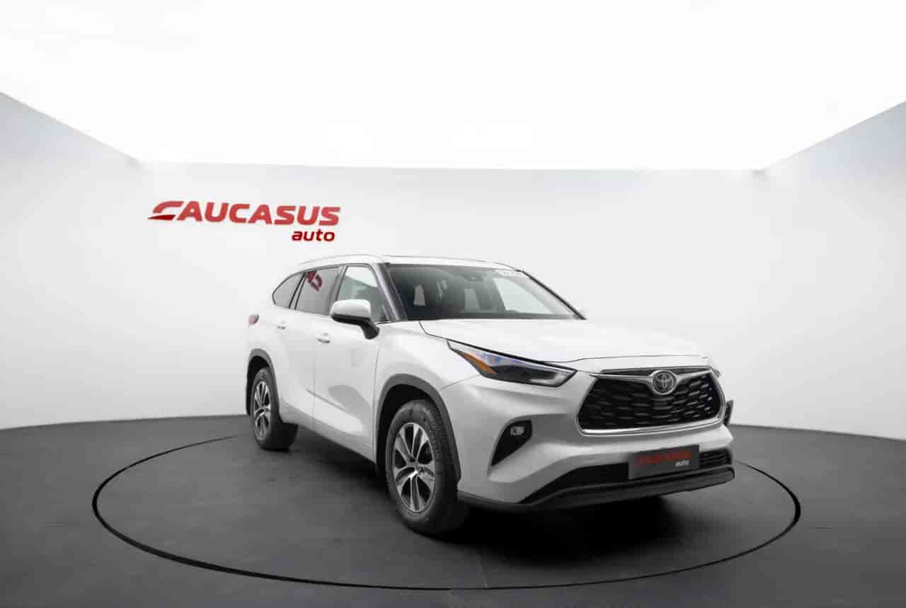 TOYOTA Highlander - 3