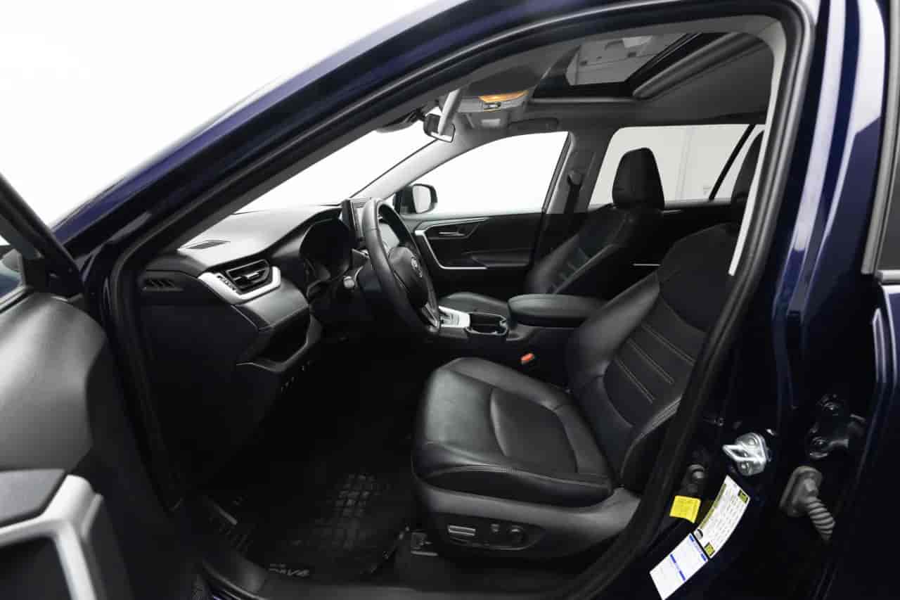 TOYOTA RAV4 - 10