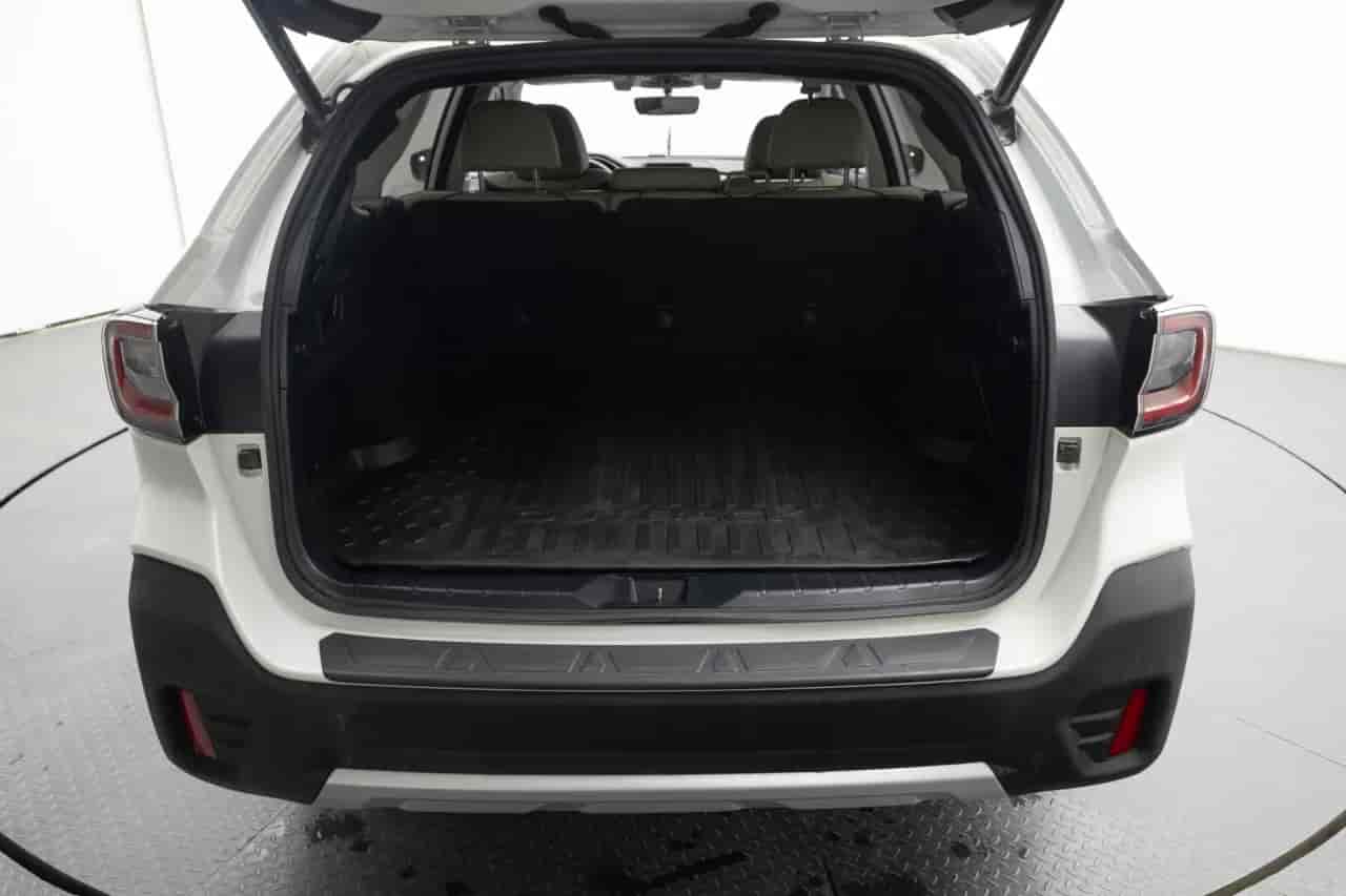 SUBARU Outback - 7