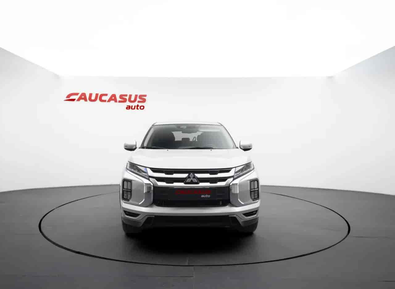 MITSUBISHI Outlander - 2