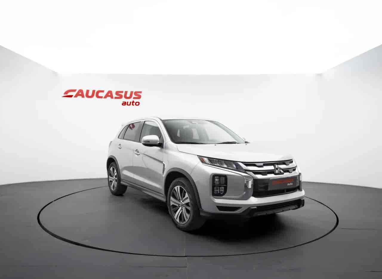 MITSUBISHI Outlander - 3