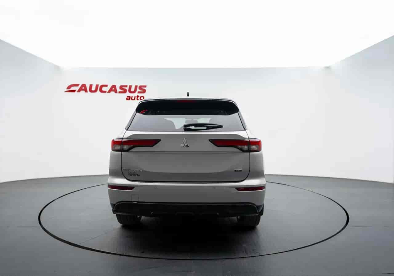MITSUBISHI Outlander - 5