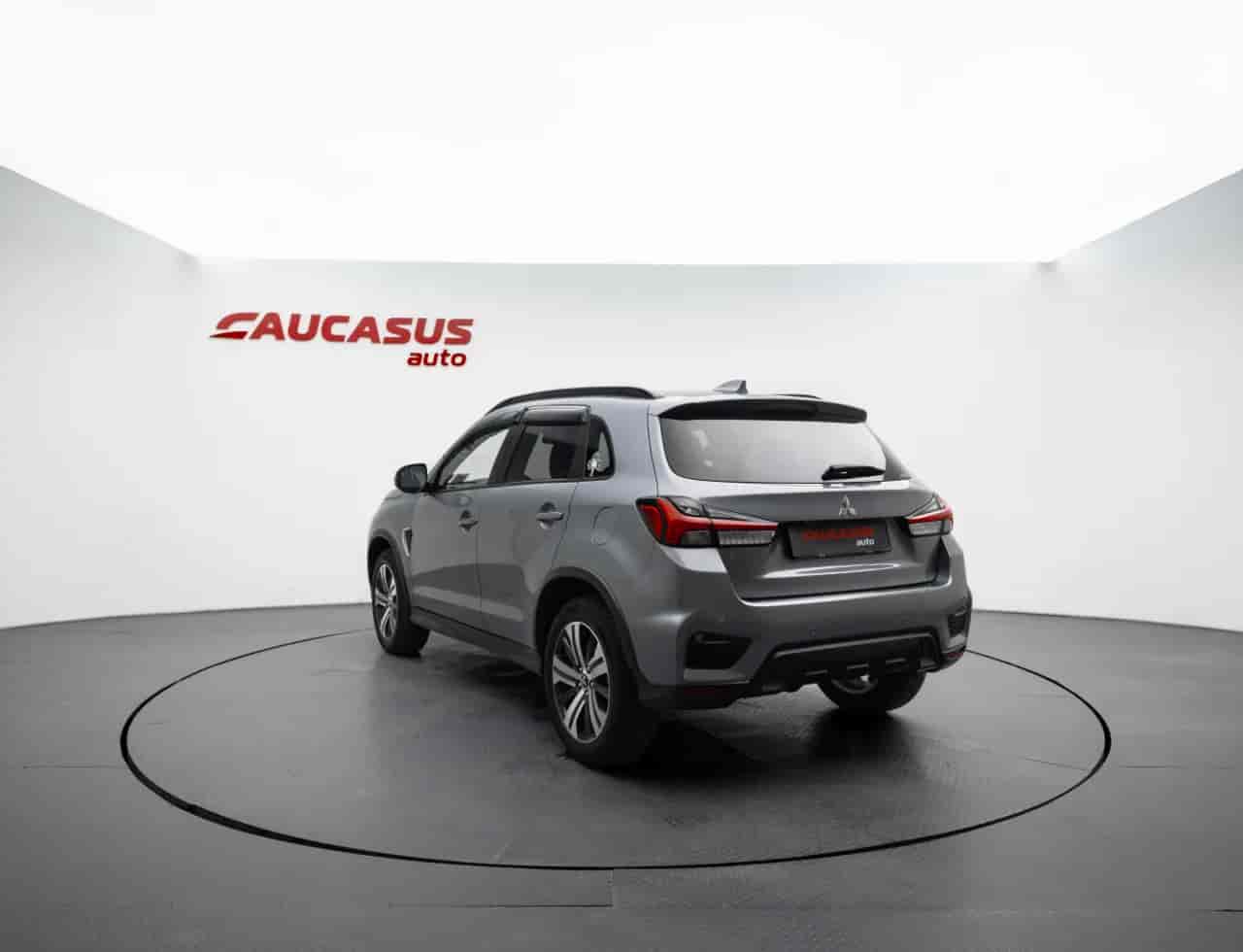 MITSUBISHI Outlander Sport - 6