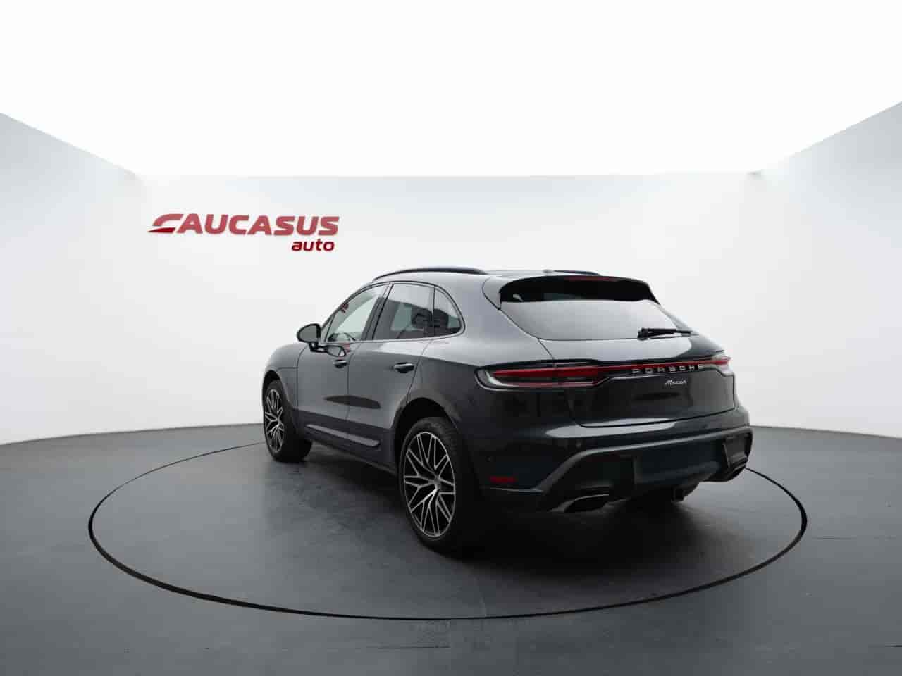 PORSCHE Macan - 6