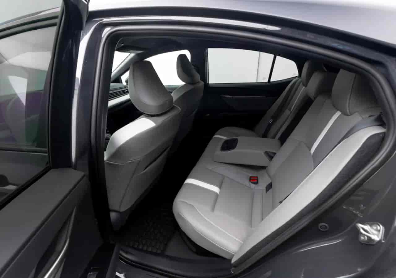 TOYOTA Camry - 8