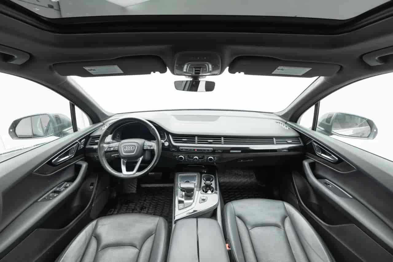AUDI Q7 - 8