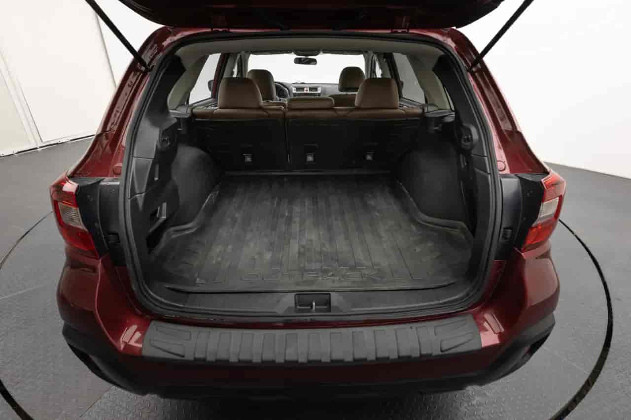 SUBARU Outback - 7