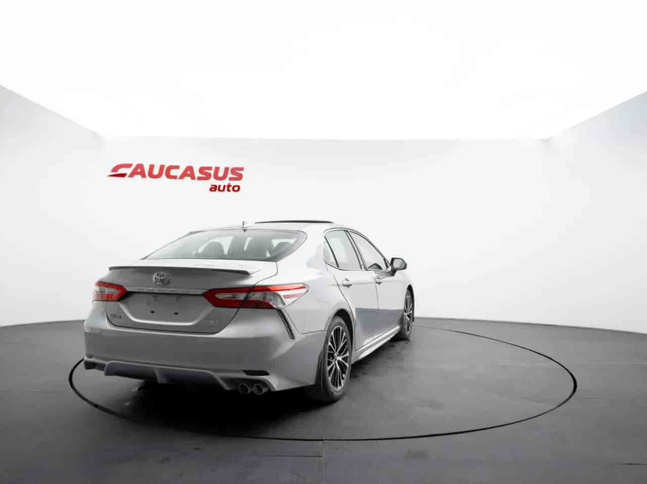 TOYOTA Camry - 4