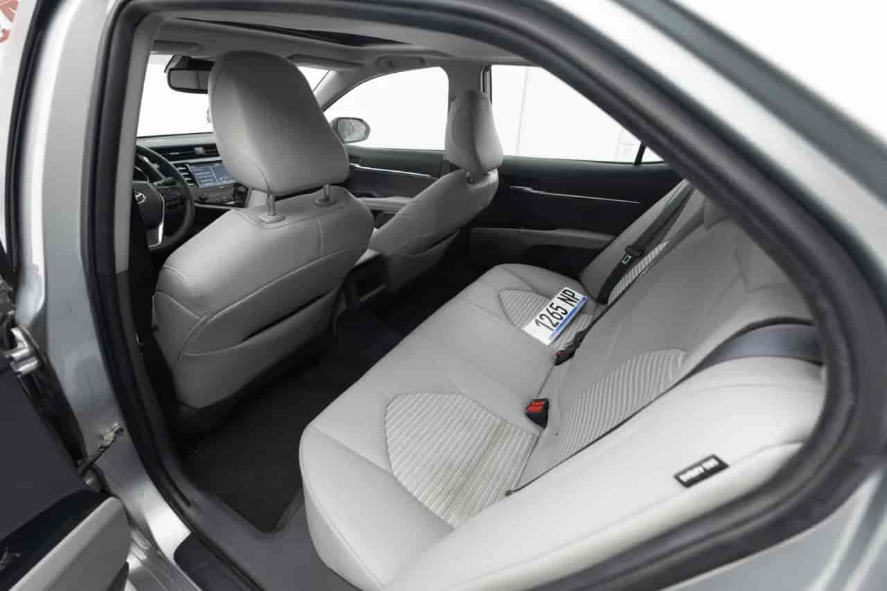 TOYOTA Camry - 8