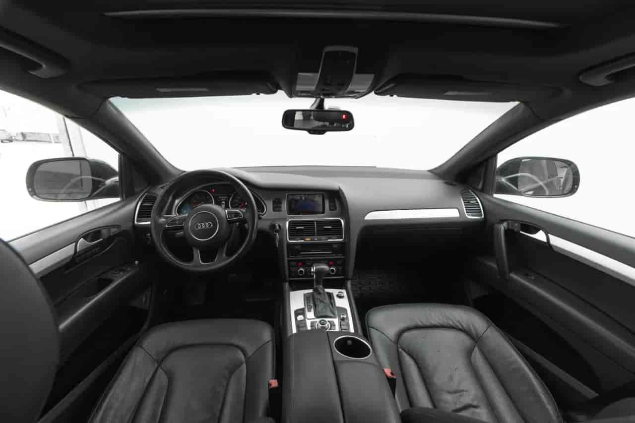 AUDI Q7 - 9