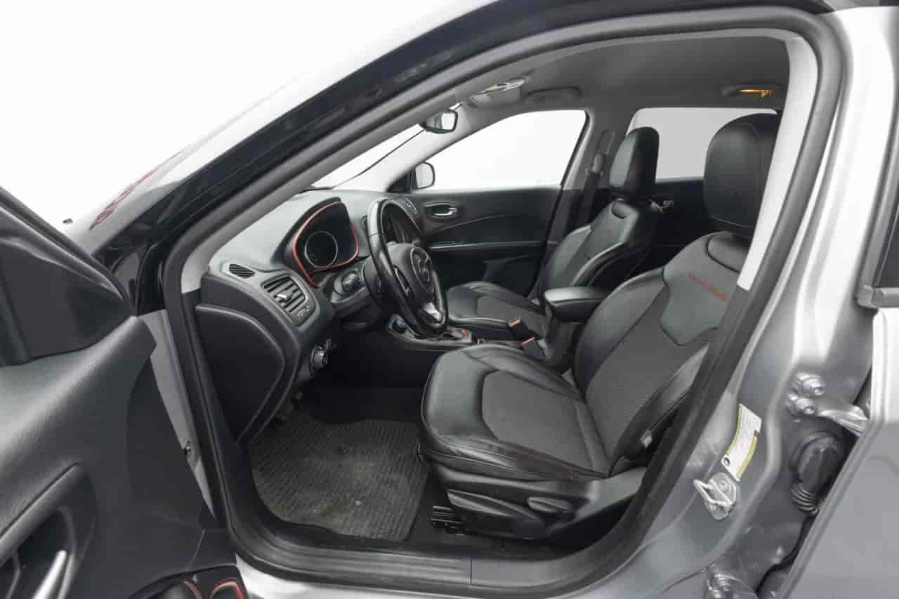 JEEP Compass - 10