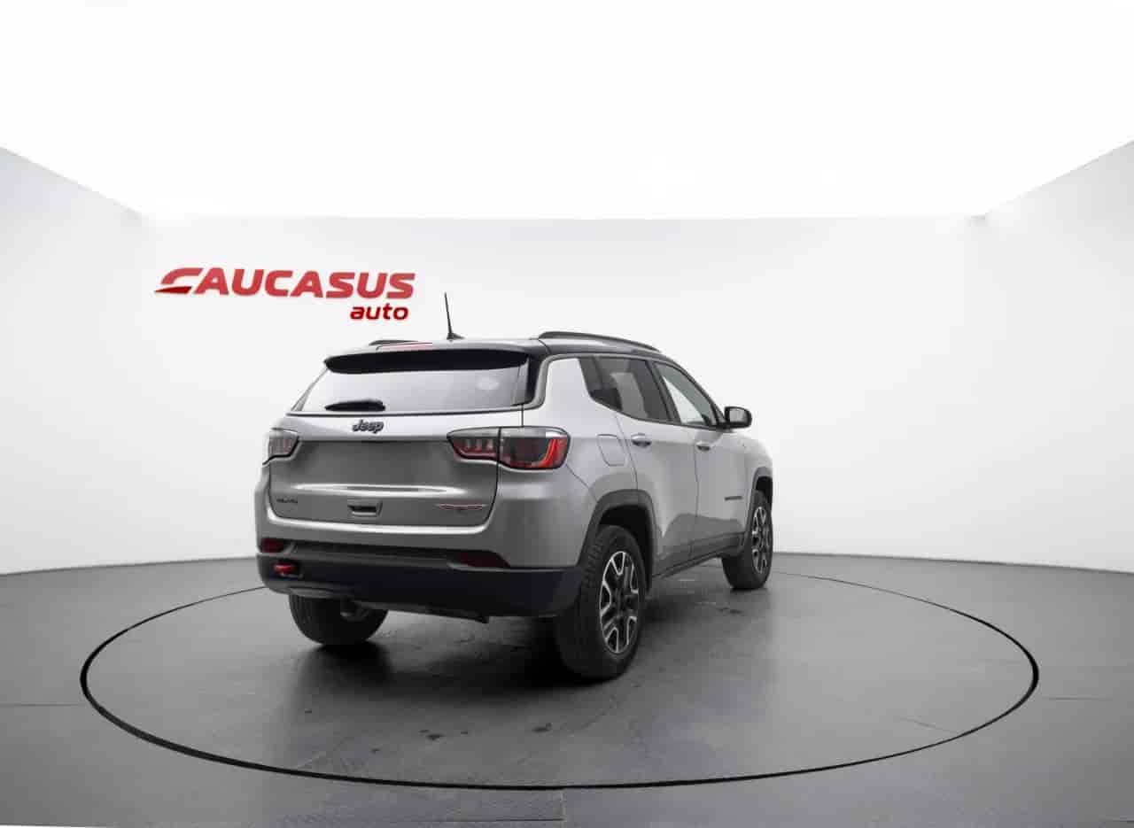 JEEP Compass - 4