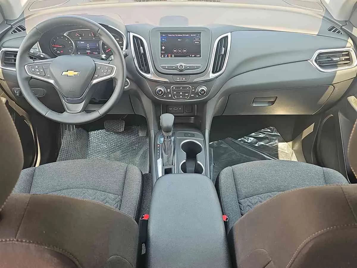 CHEVROLET Equinox - 8