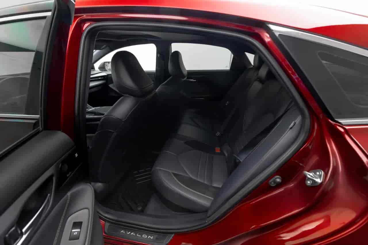 TOYOTA Avalon - 8