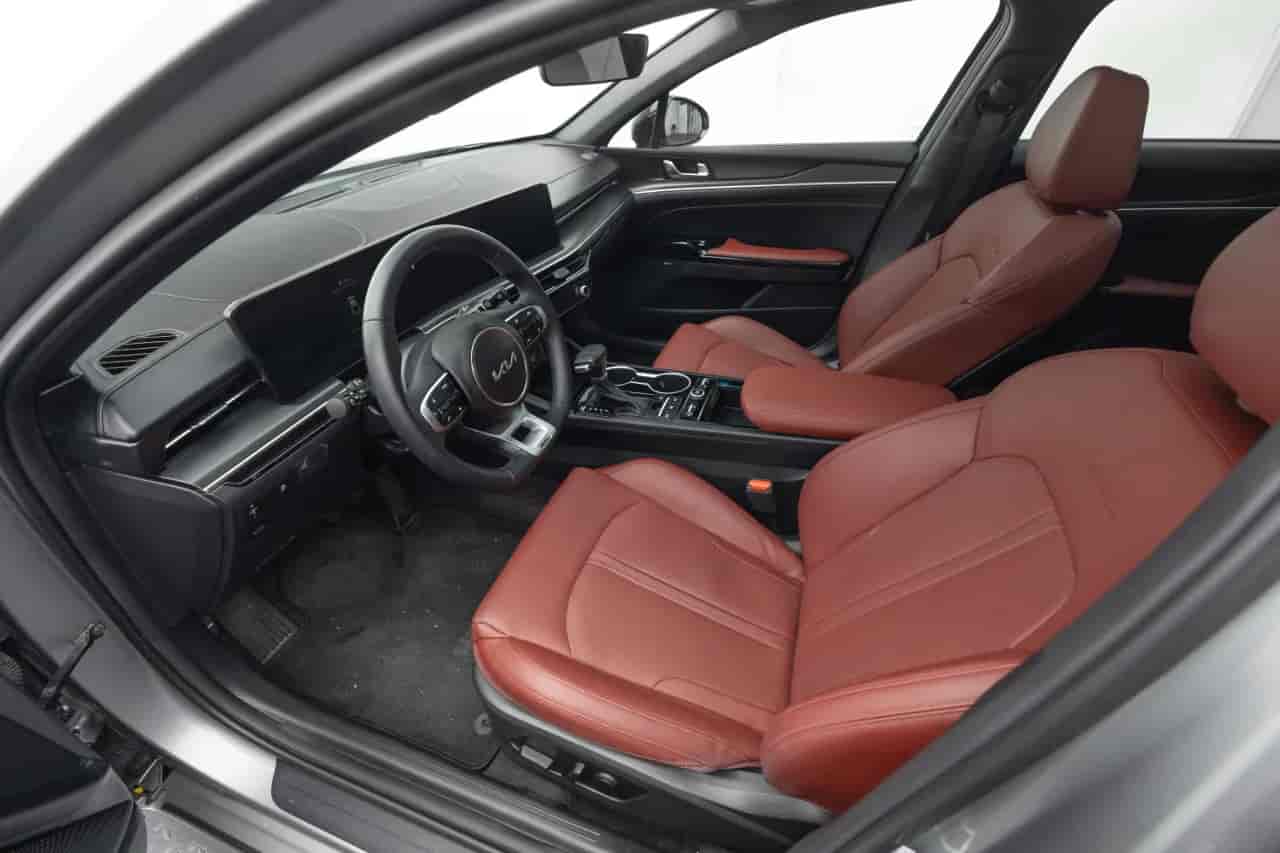 KIA K5 - 10