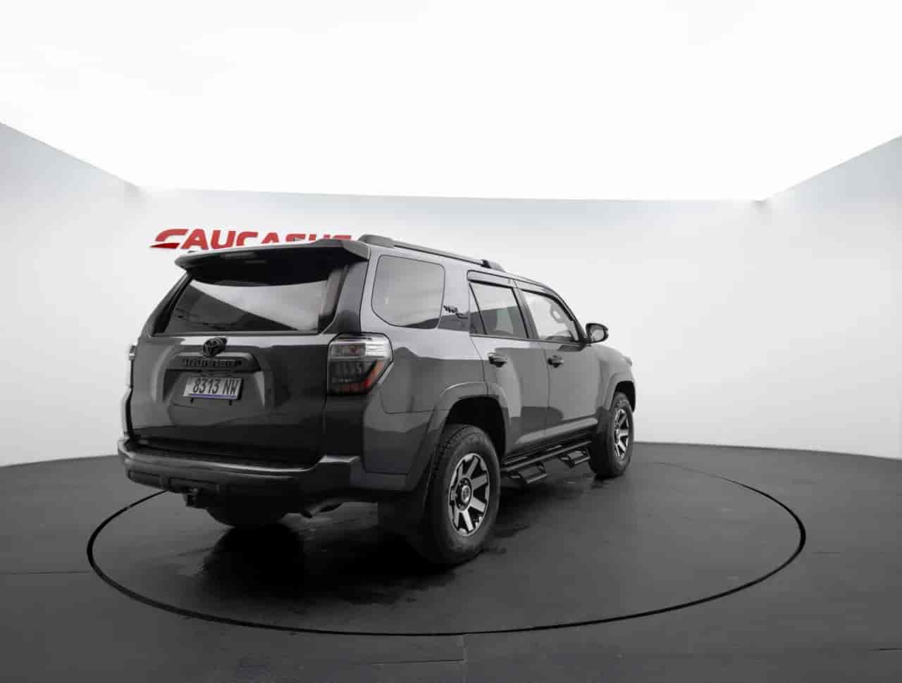 TOYOTA 4-Runner - 4