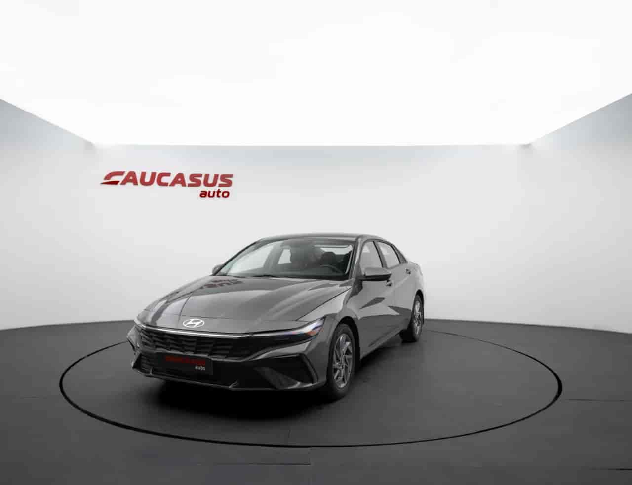 HYUNDAI Elantra - 1